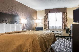Quality Inn Grand Rapids South-Byron Center Cutlerville Номер фото