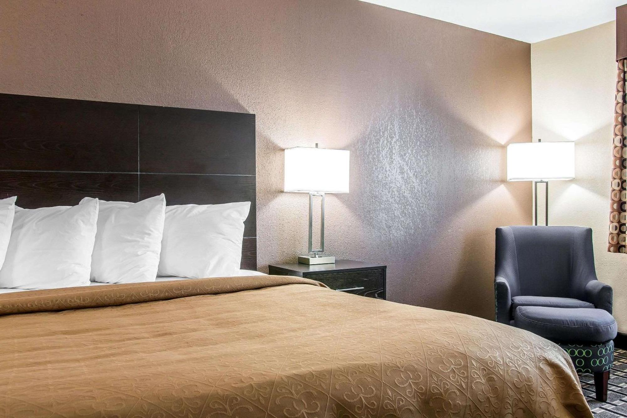 Quality Inn Grand Rapids South-Byron Center Cutlerville Экстерьер фото